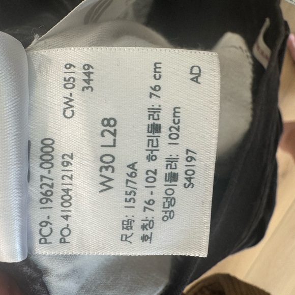 Levi’s 312 Shaping‎ Slim Straight Black Jeans 30x28 - Picture 4 of 9